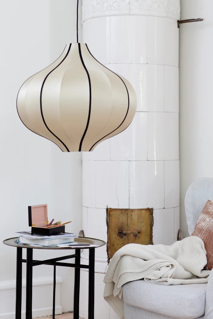 "Onion Large" Lampshade with Classic Silk