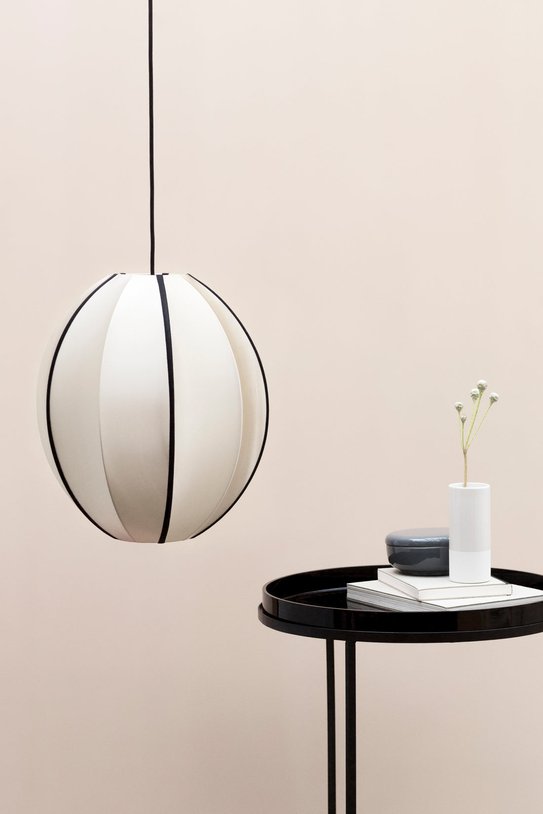 "Oval Large" Lampshade in Classic Silk with Black Ribbon