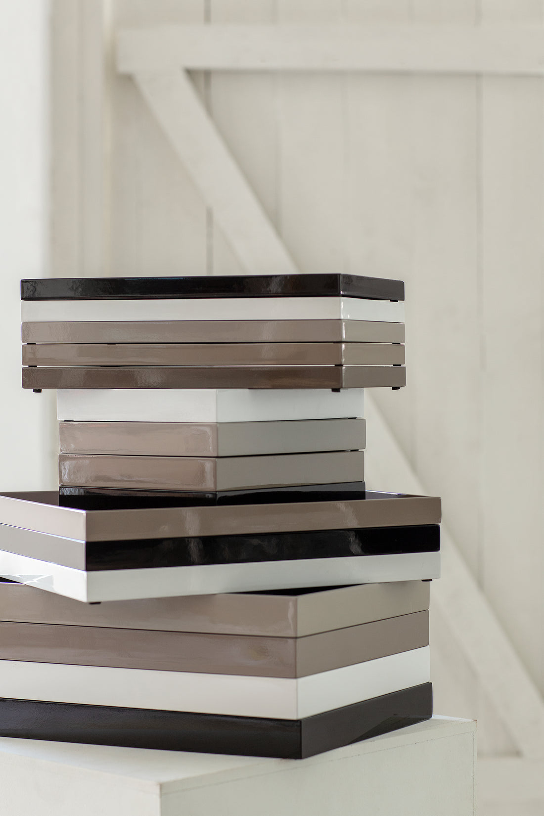 Lacquer Tray White 12.5 x 6 inch