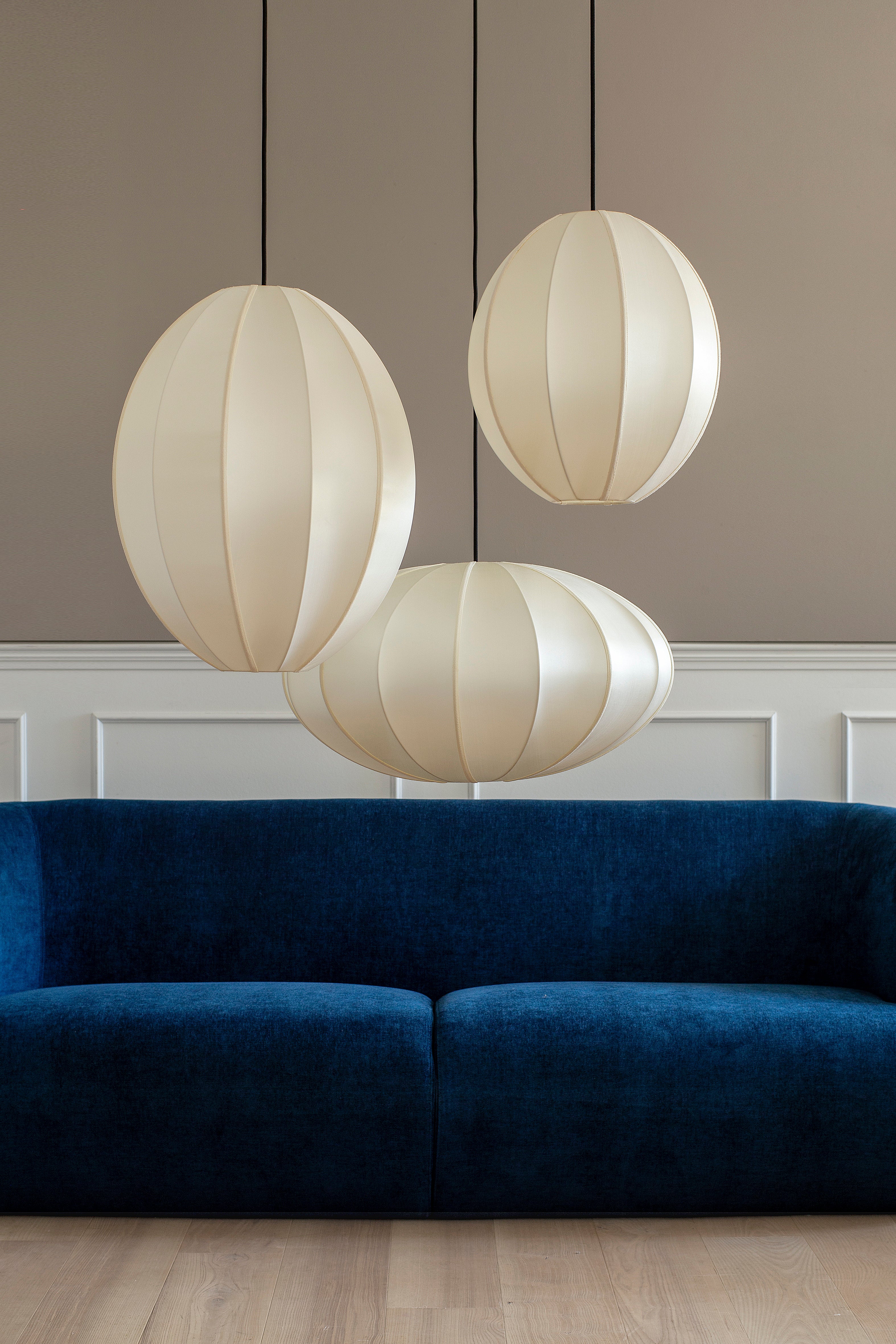 &quot;Oval Large&quot; Lampshade&quot; in Off-White Silk with White Ribbon