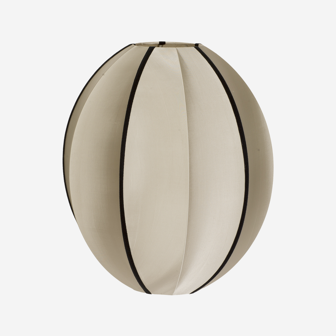 "Oval Large" Lampshade in Classic Silk with Black Ribbon